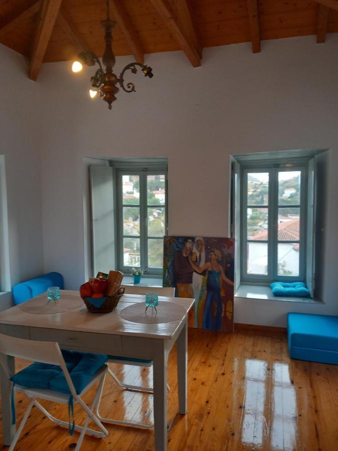 Iolis Loft Hydra Apartment Ngoại thất bức ảnh